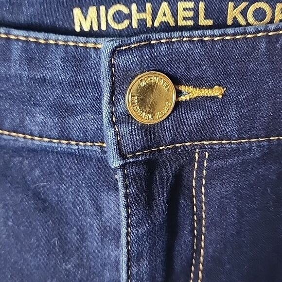 Michael Kors Dark Wash Boot Cut Size 8 Soft Denim Jeans - Picture 2 of 5